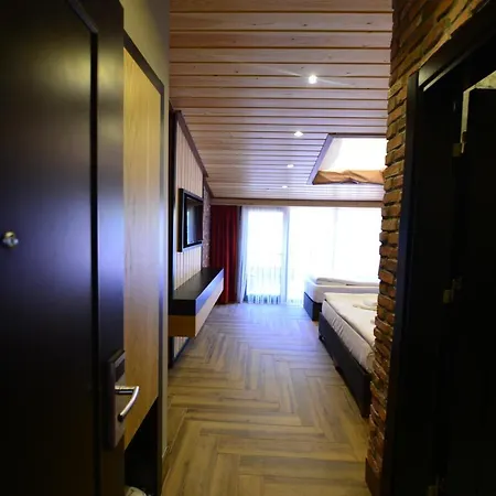 Inanlar Deluxe Hotel & Bungalow Uzungöl Buitenkant foto