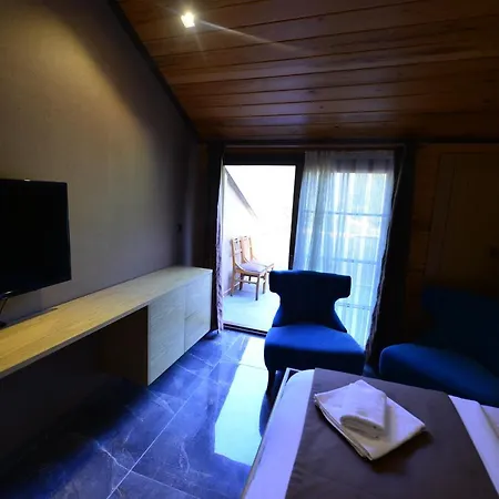 Inanlar Deluxe Hotel & Bungalow Uzungöl Buitenkant foto