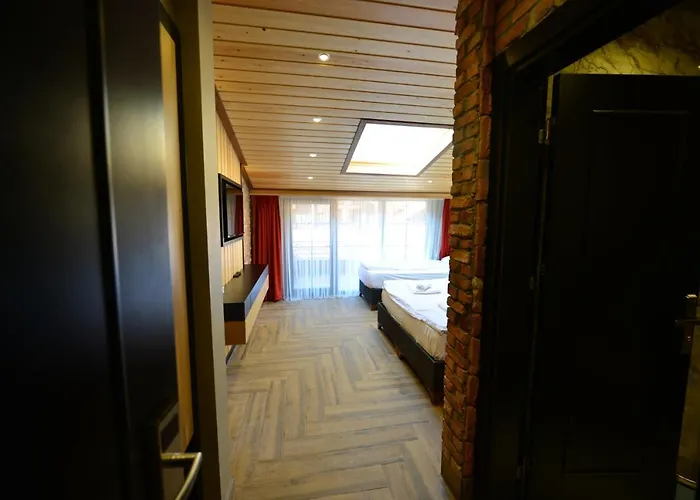 Inanlar Deluxe Hotel