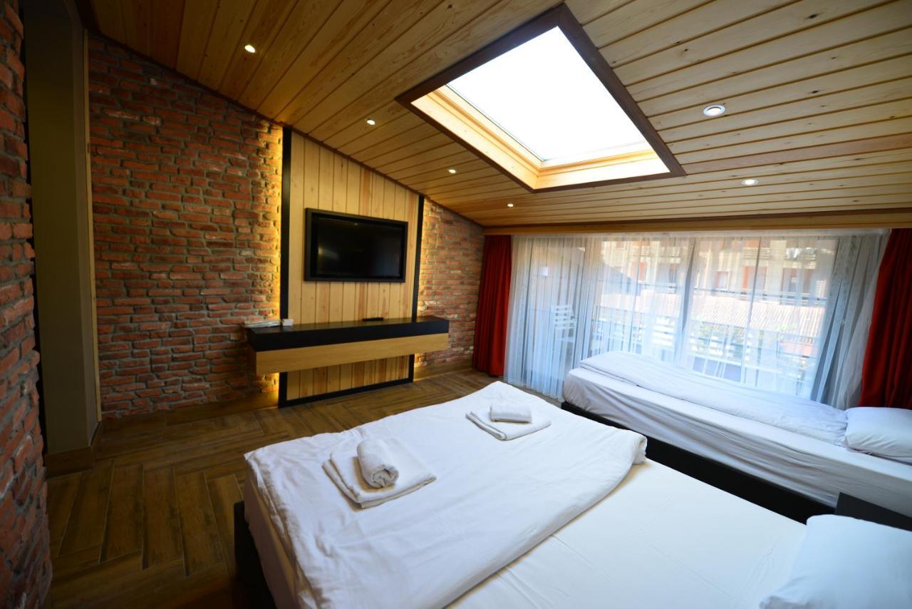 Inanlar Deluxe & Hotel