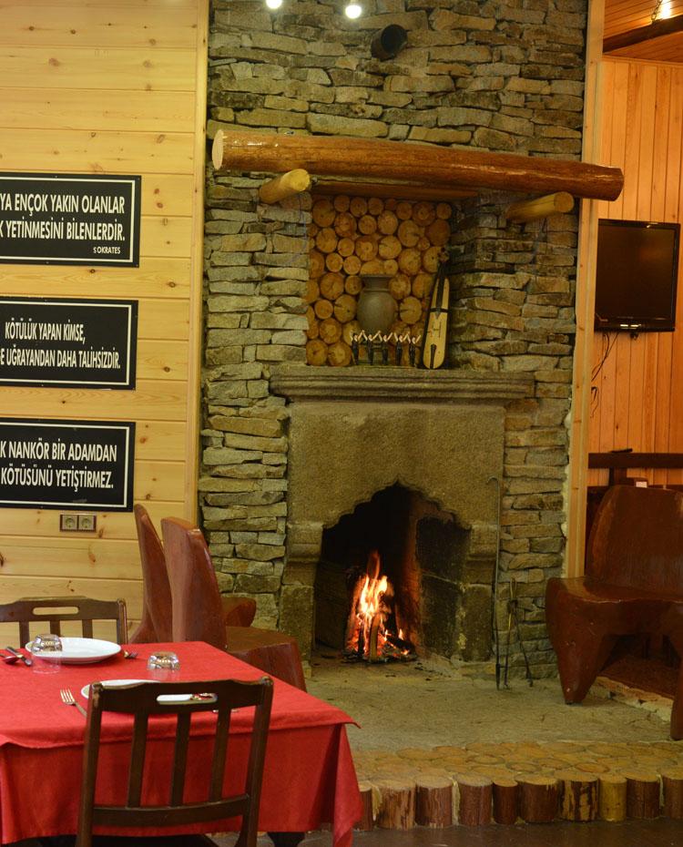 Inanlar Deluxe & 3* Uzungöl
