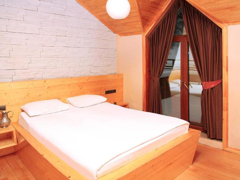 Inanlar Deluxe & Hotel